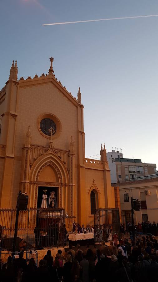 Las mejores imágenes de la misa del alba, el acto en el Hospital Civil y el recorrido por la Trinidad de los titulares de la Cofradía del Cautivo y La Trinidad este 2019.