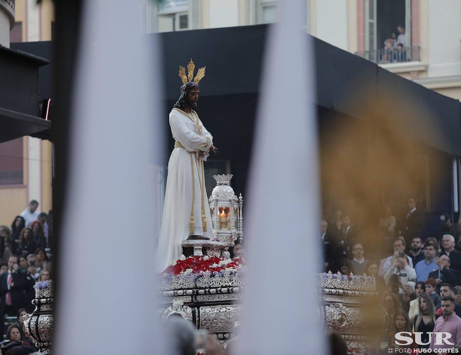 Fotos: Las mejores imágenes del recorrido procesional del Cautivo el Lunes Santo de 2019