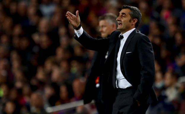 Ernesto Valverde, durante el partido ante el United.