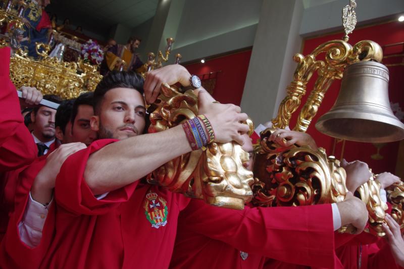 Las fotos de las cofradías del Jueves Santo: Sagrada Cena, Santa Cruz, Viñeros, Vera Cruz, Zamarrilla, Mena, Misericordia, Esperanza.