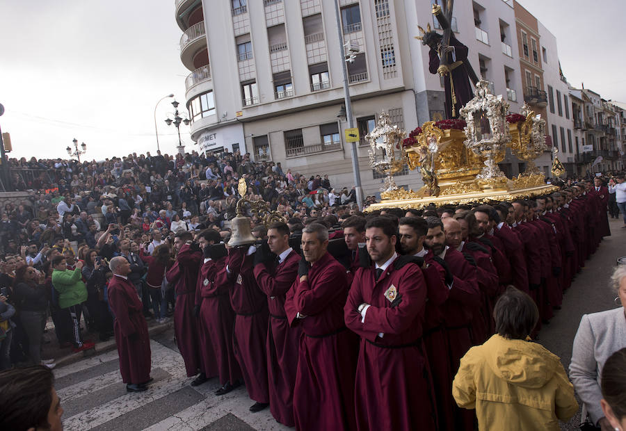 Las fotos de las cofradías del Jueves Santo: Sagrada Cena, Santa Cruz, Viñeros, Vera Cruz, Zamarrilla, Mena, Misericordia, Esperanza.