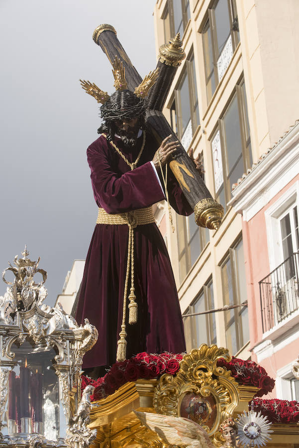 Las fotos de las cofradías del Jueves Santo: Sagrada Cena, Santa Cruz, Viñeros, Vera Cruz, Zamarrilla, Mena, Misericordia, Esperanza.