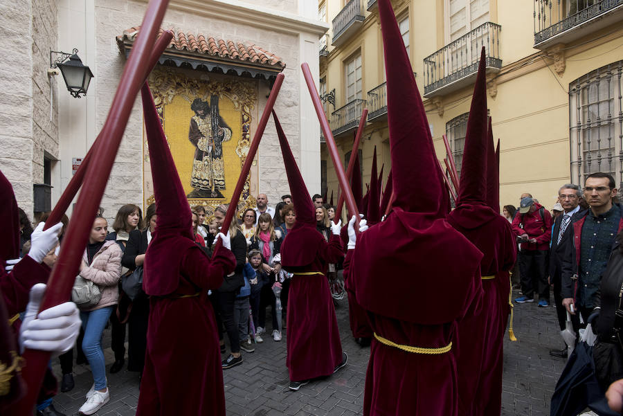 Las fotos de las cofradías del Jueves Santos Sagrada Cena, Santa Cruz, Viñeros, Vera Cruz, Zamarrilla, Mena, Misericordia, Esperanza.