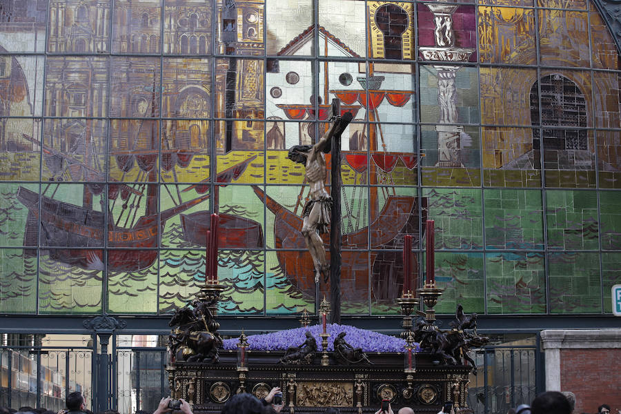 Los cortejos procesionales de Monte Calvario, Descendimiento, Dolores de San Juan, Amor, Traslado, Piedad, Sepulcro y Servitas