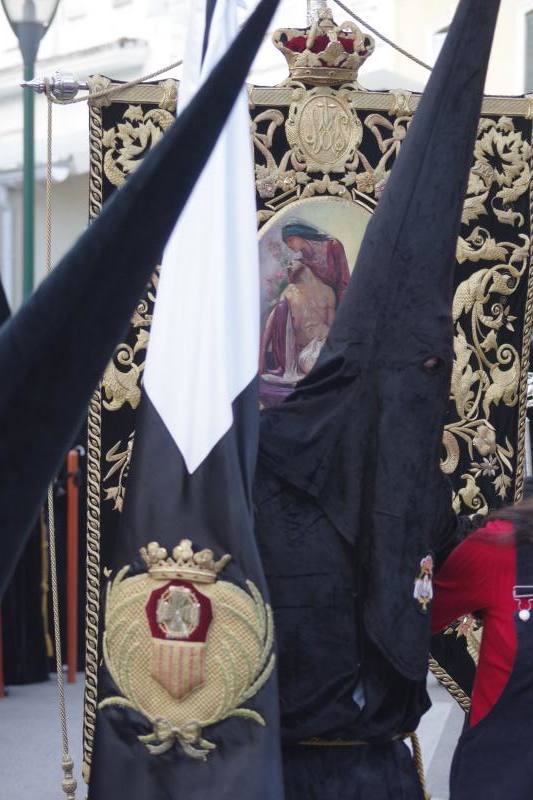 Los cortejos procesionales de Monte Calvario, Descendimiento, Dolores de San Juan, Amor, Traslado, Piedad, Sepulcro y Servitas