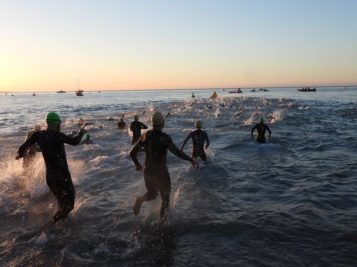 Triatletas de todo el mundo participan en la segunda edición del Ironman 70.3 de Marbella