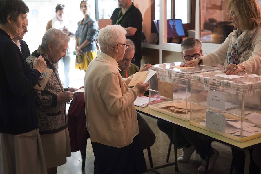 Así transcurren las votaciones a las elecciones generales en la provincia