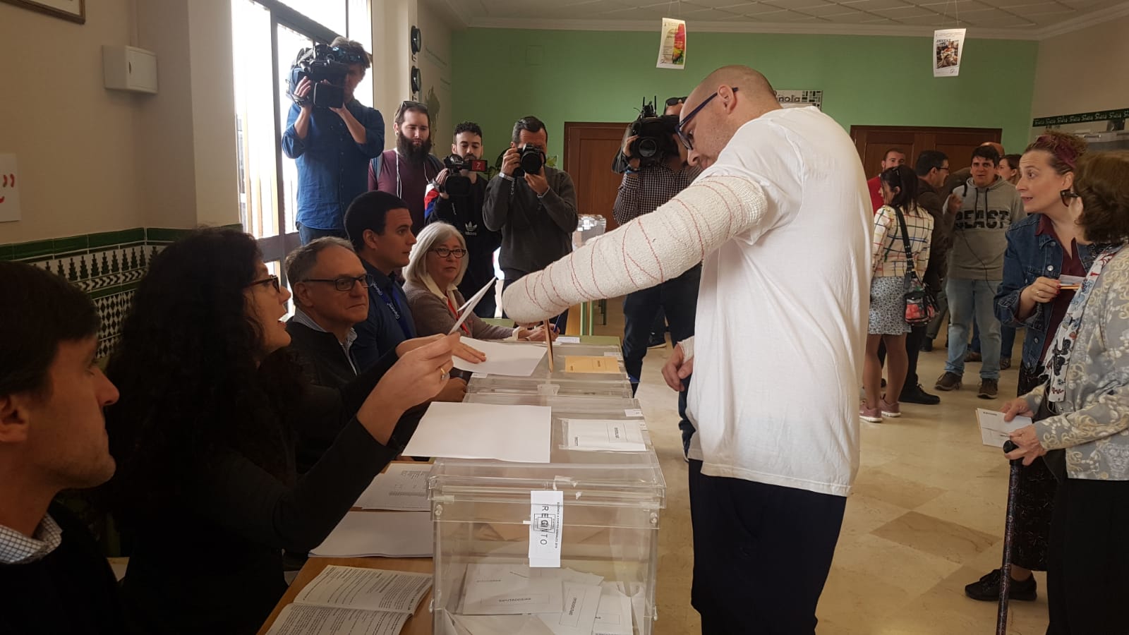Así transcurren las votaciones a las elecciones generales en la provincia