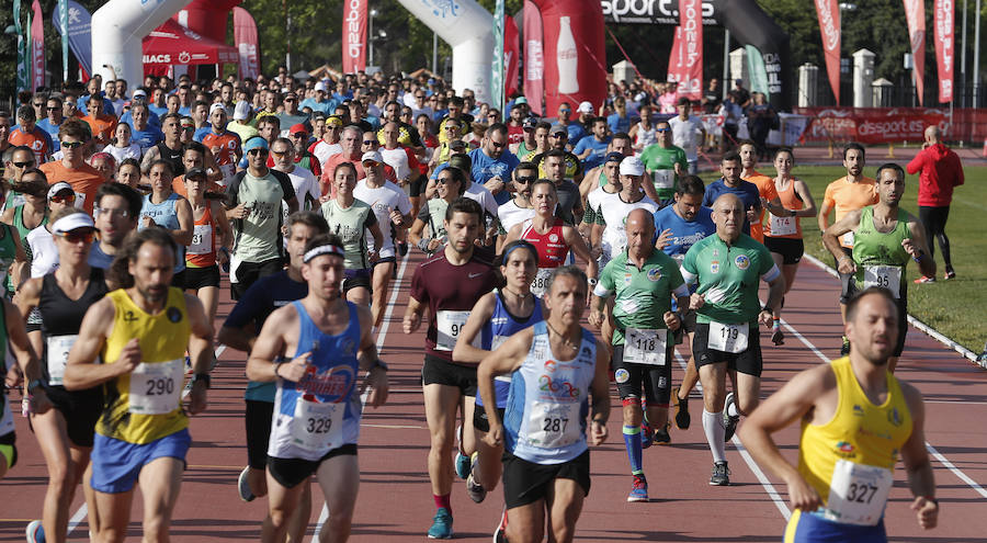 Éxito rotundo en la segunda edición de la Carrera de Empresas organizada por la La escuela de Marketing y Negocios ESIC y SUR que se celebró este miércoles 1 de mayo en Torremolinos con cerca de 500 participantes.