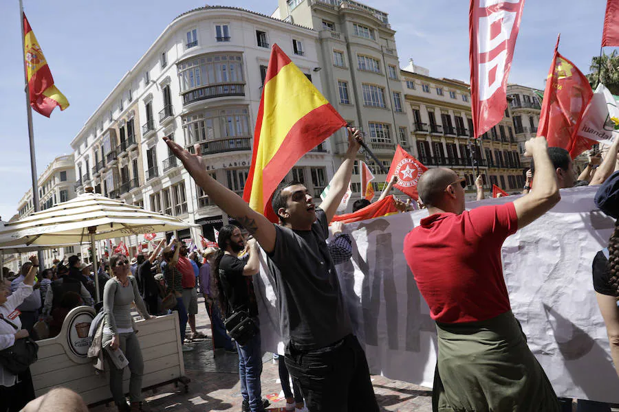 Miles de personas han participado en la manifestación del 1 de Mayo en Málaga, en la que se reivindicaba la recuperación de derechos y la derogación de la reforma laboral