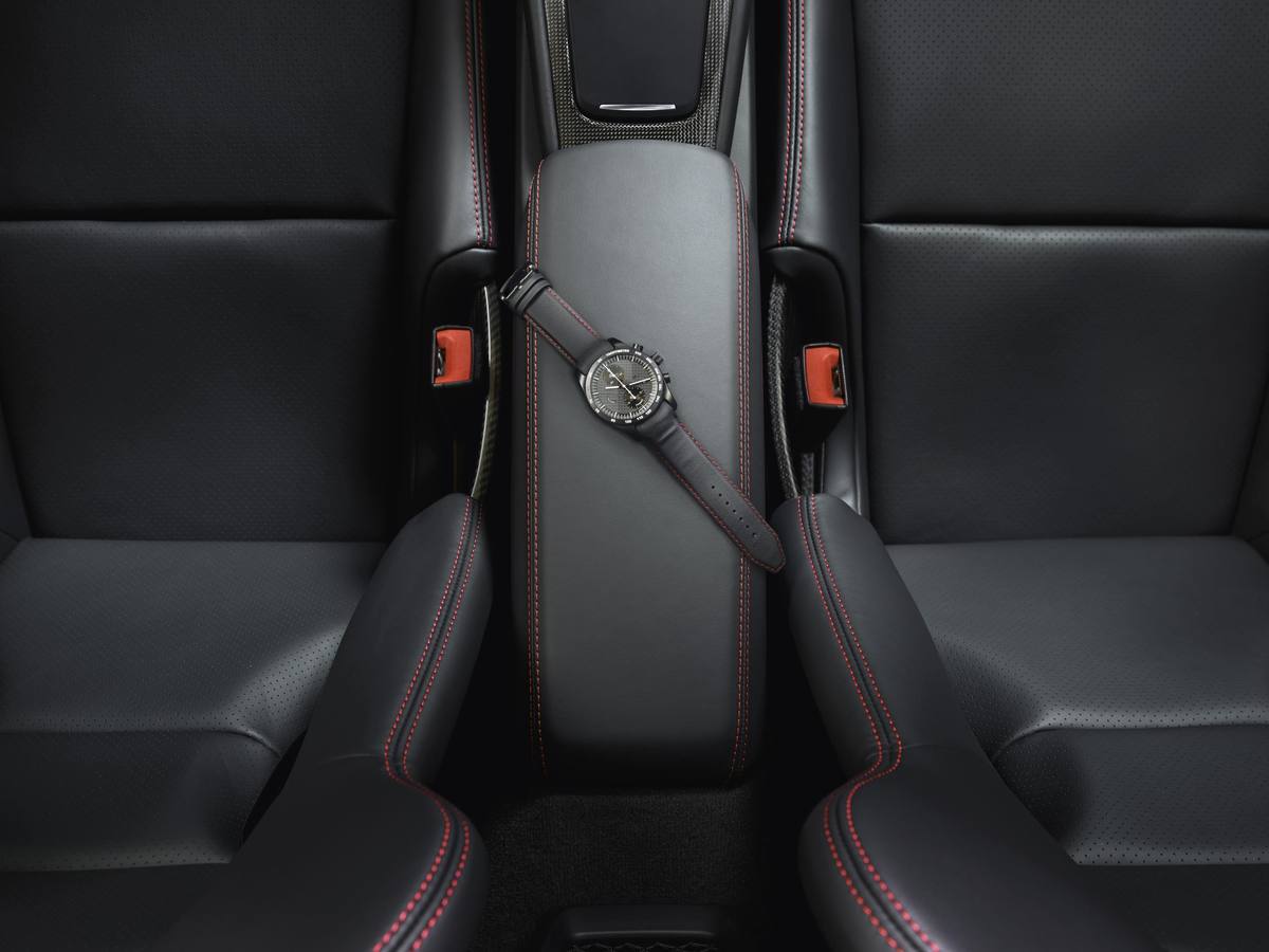 Con tecnología de competición apta para el uso diario, el 911 Speedster es un modelo exclusivo. Se trata de una serie especial limitada a 1.948 unidades que equipa un motor bóxer atmosférico de cuatro litros y cambio manual de seis velocidades. Cuesta 308.743 euros.