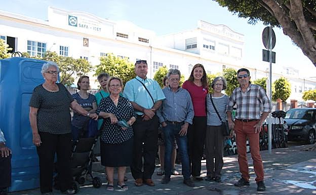 Vecinos de El Palo piden la legalización de sus casas