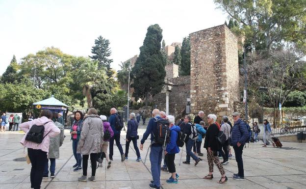 Acceso a la Alcazaba de Málaga.