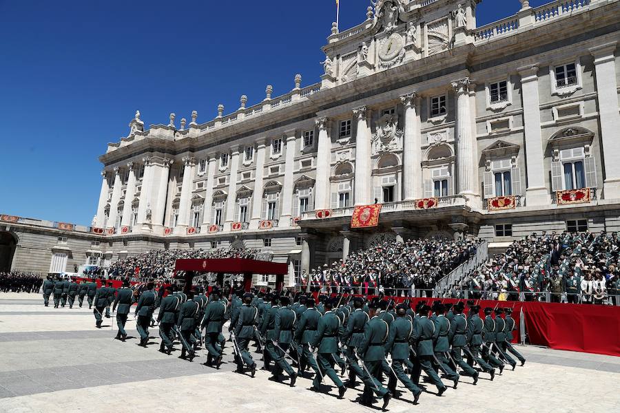 Los Reyes de España presiden en el Palacio de Oriente, en Madrid, los actos conmemorativos del 175 aniversario de la Guardia Civil.