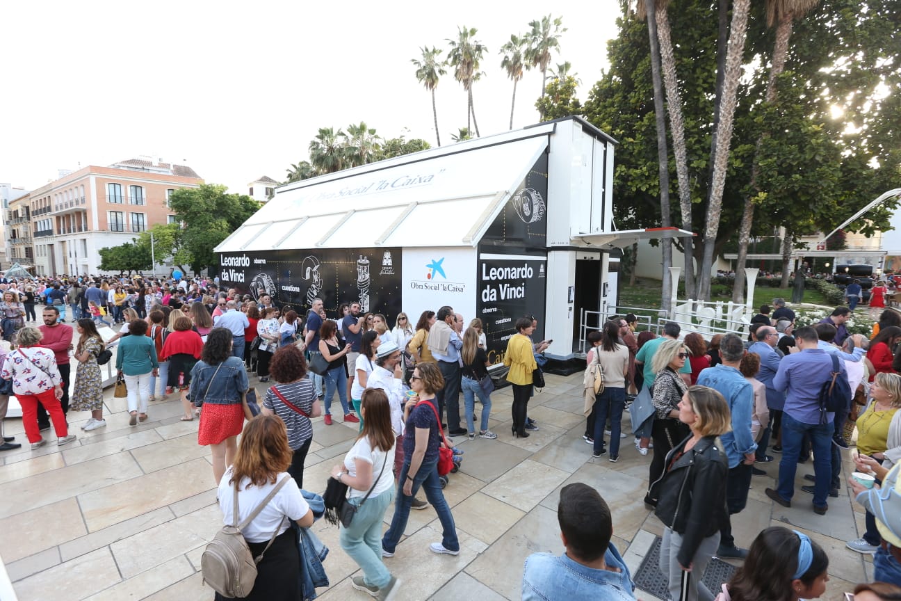 Fotos: Málaga se llena de cultura en La Noche en Blanco 2019