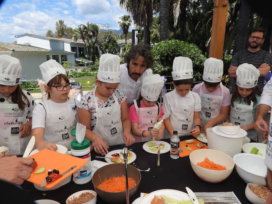 Casi 150 niños de varios colegios de Marbella y de la  Fundación Andrés Olivares  han podido disfrutar de unos divertidos talleres impartidos por 26 chefs de todo el país, que suman 47 estrellas Michelin. 