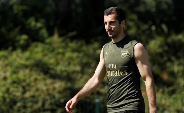 Henrikh Mkhitaryan, durante un entrenamiento del Arsenal.