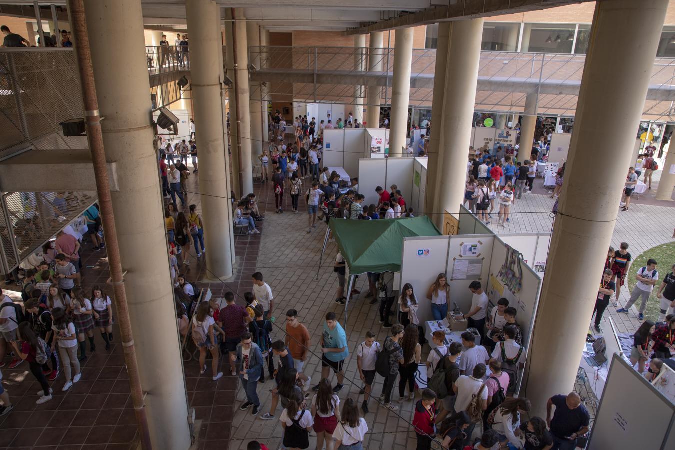 Estudiantes de toda Andalucía participan en la Feria de Tecnología, una muestra de la imaginación, esfuerzo y vocación de los escolares