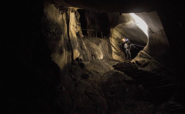 La Cueva de la Pileta que no se ve