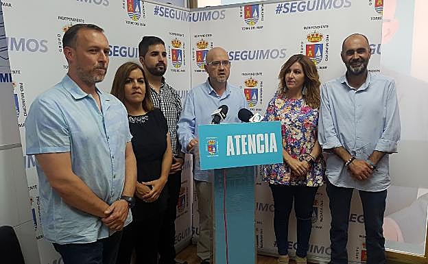 Atencia, con su equipo de concejales electos 
