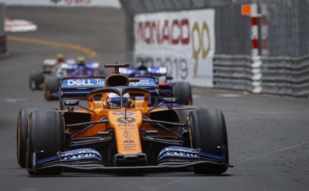 El McLaren de Carlos Sainz, durante el Gran Premio de Mónaco.