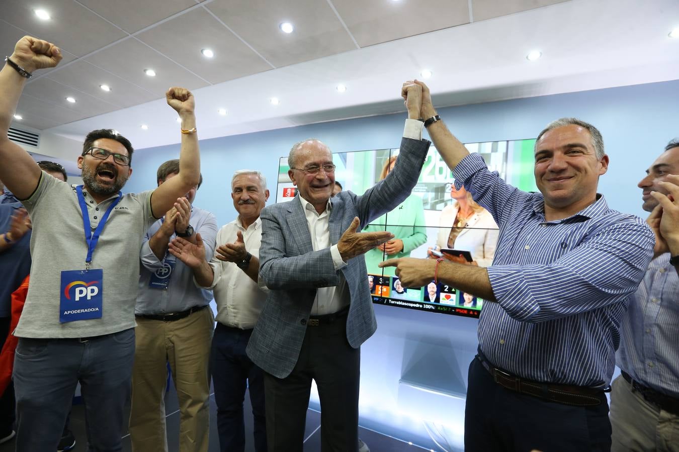 Celebración del Paco de la Torre en la sede del PP. 