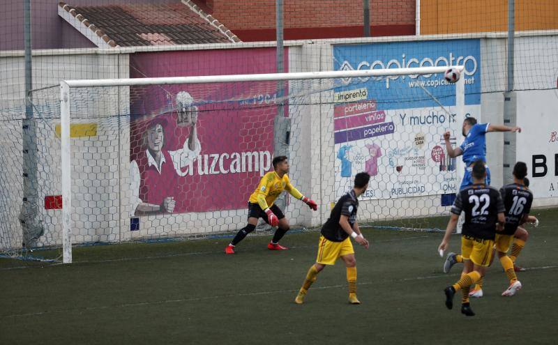 El equipo malagueño comienza la segunda eliminatoria de ascenso a Segunda B con victoria