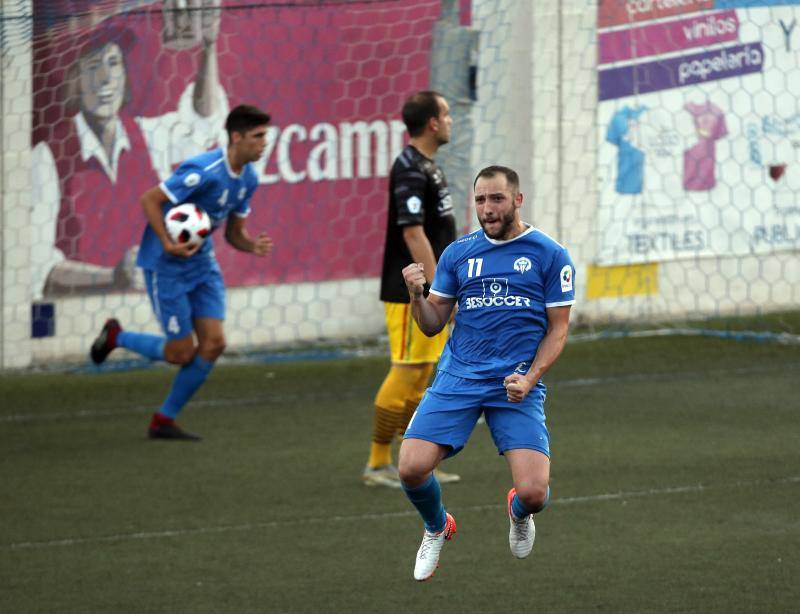 El equipo malagueño comienza la segunda eliminatoria de ascenso a Segunda B con victoria
