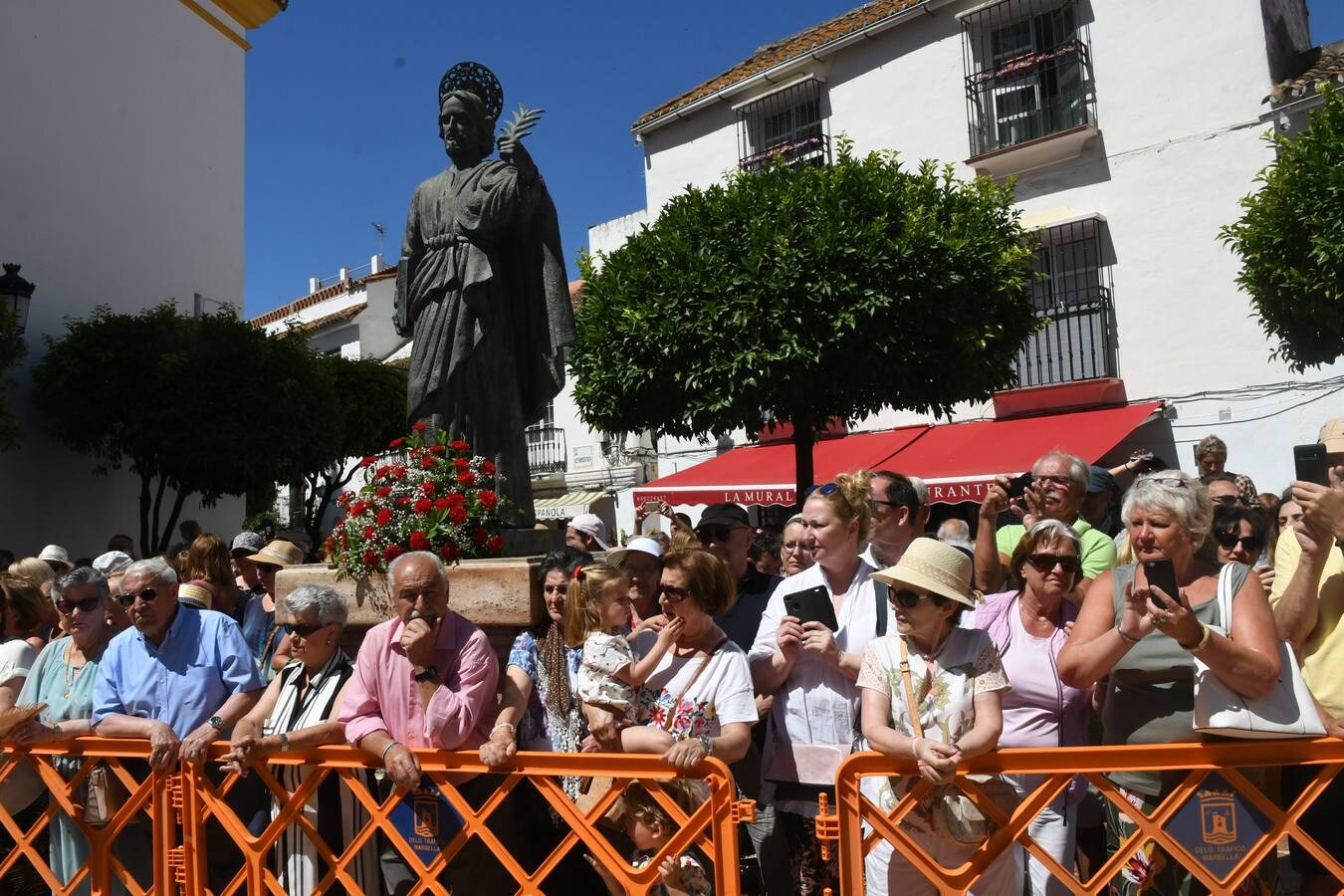 La procesión de San Bernabé de Marbella, en imágenes