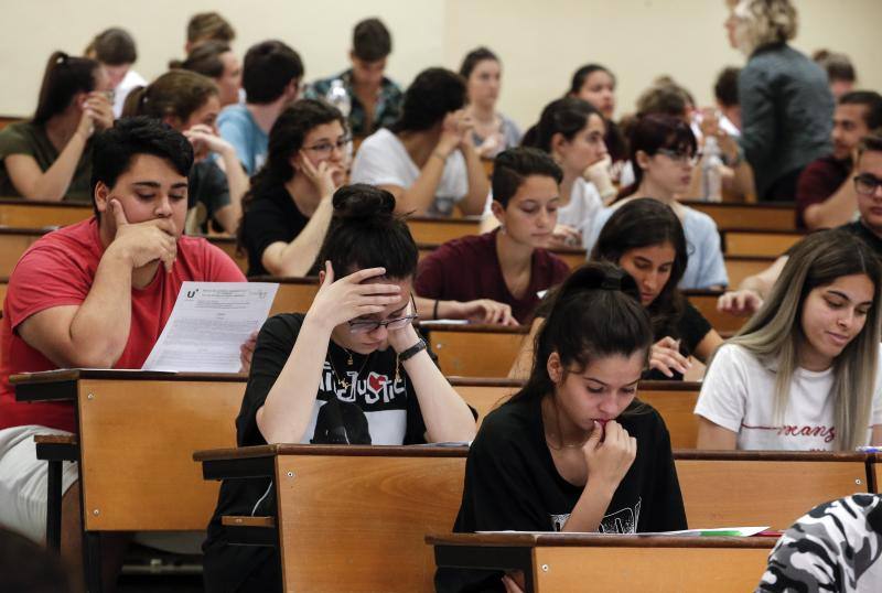 Más de 7.700 estudiantes de Málaga y provincia realizan las pruebas de acceso y admisión a la universidad