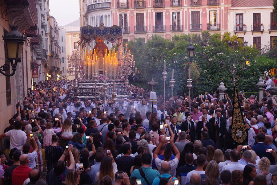 Fotos: Las procesiones de la Trinidad y Estrella, en imágenes