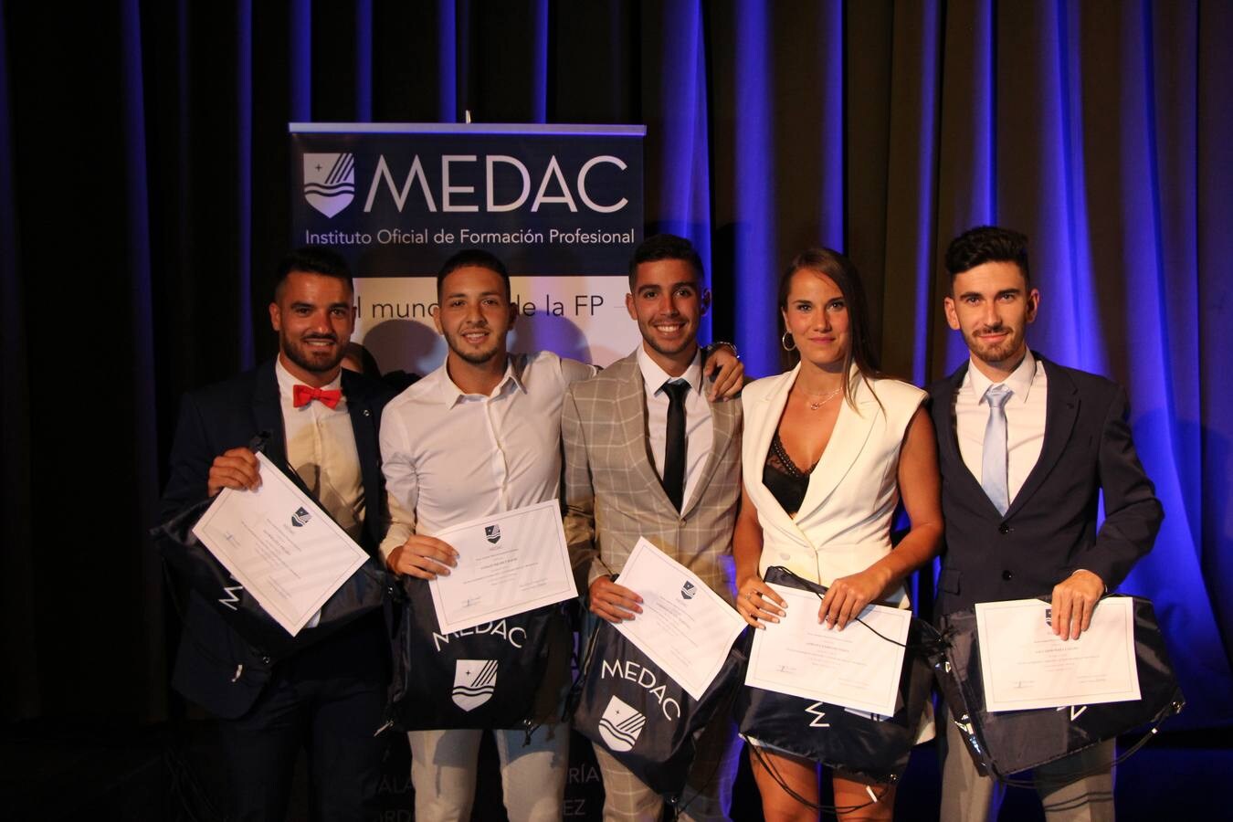 El Instituto MEDAC celebra el fin de curso de sus alumnos de TAFAD, en la primera de sus graduaciones Alumnos de TAFAD de Instituto MEDAC recién graduados. 