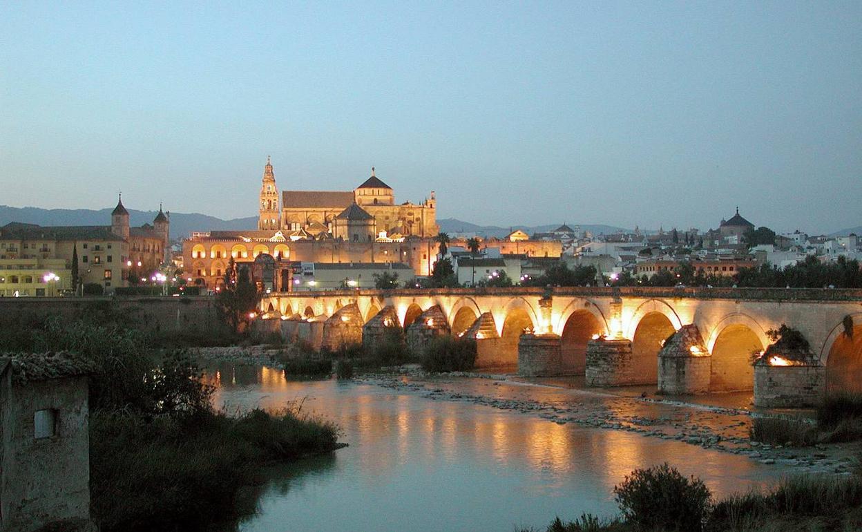 Denuncian al Ayuntamiento de Córdoba por inclumplir la Ley de Memoria Histórica al recuperar calles con nombres franquistas