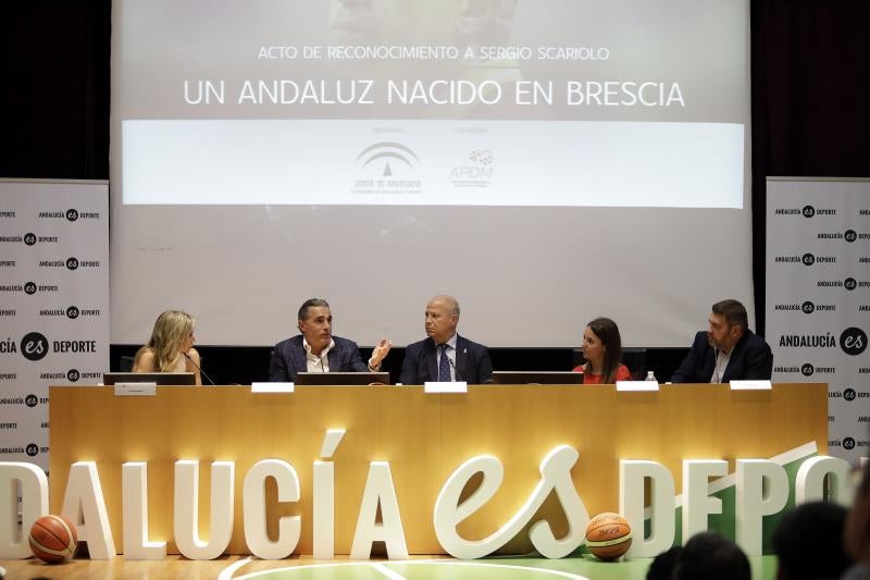 Fotos: Scariolo, homenajeado por el baloncesto andaluz