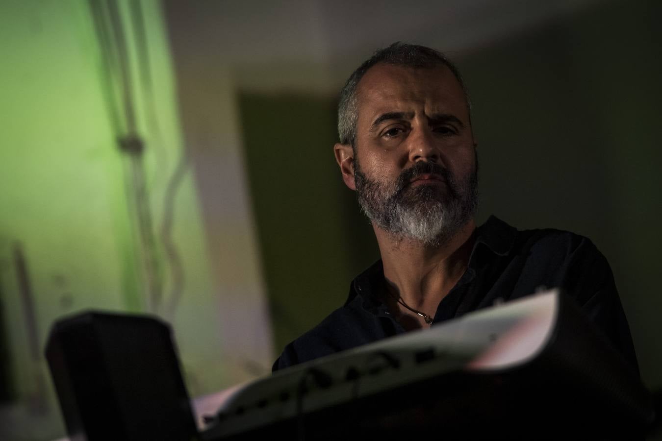 Los amantes del 'indie' toman el municipio de Ojén en la duodécima edición de su festival. Imagen de la jornada del viernes