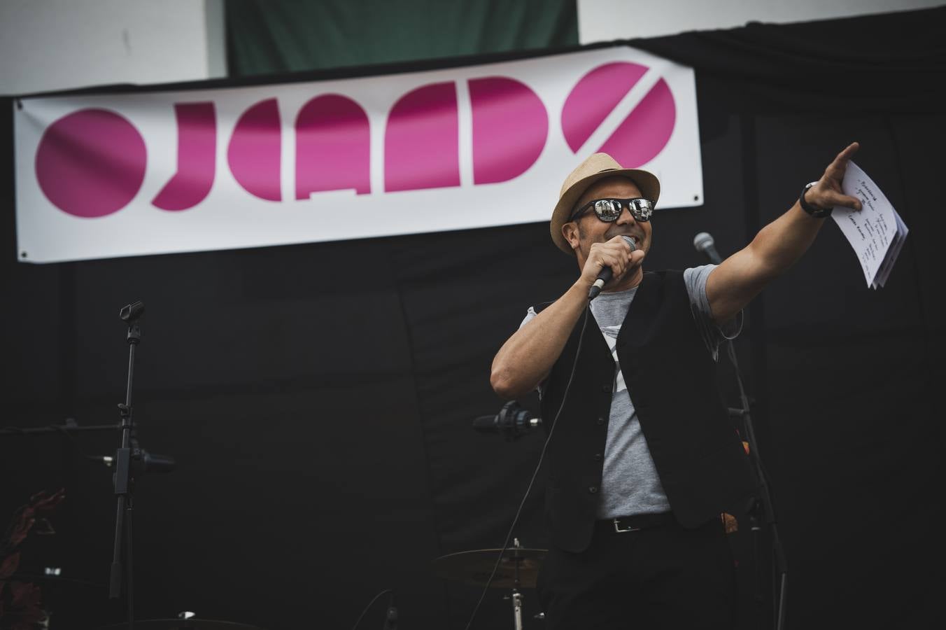 Los amantes del 'indie' toman el municipio de Ojén en la duodécima edición de su festival. Imagen de la jornada del viernes