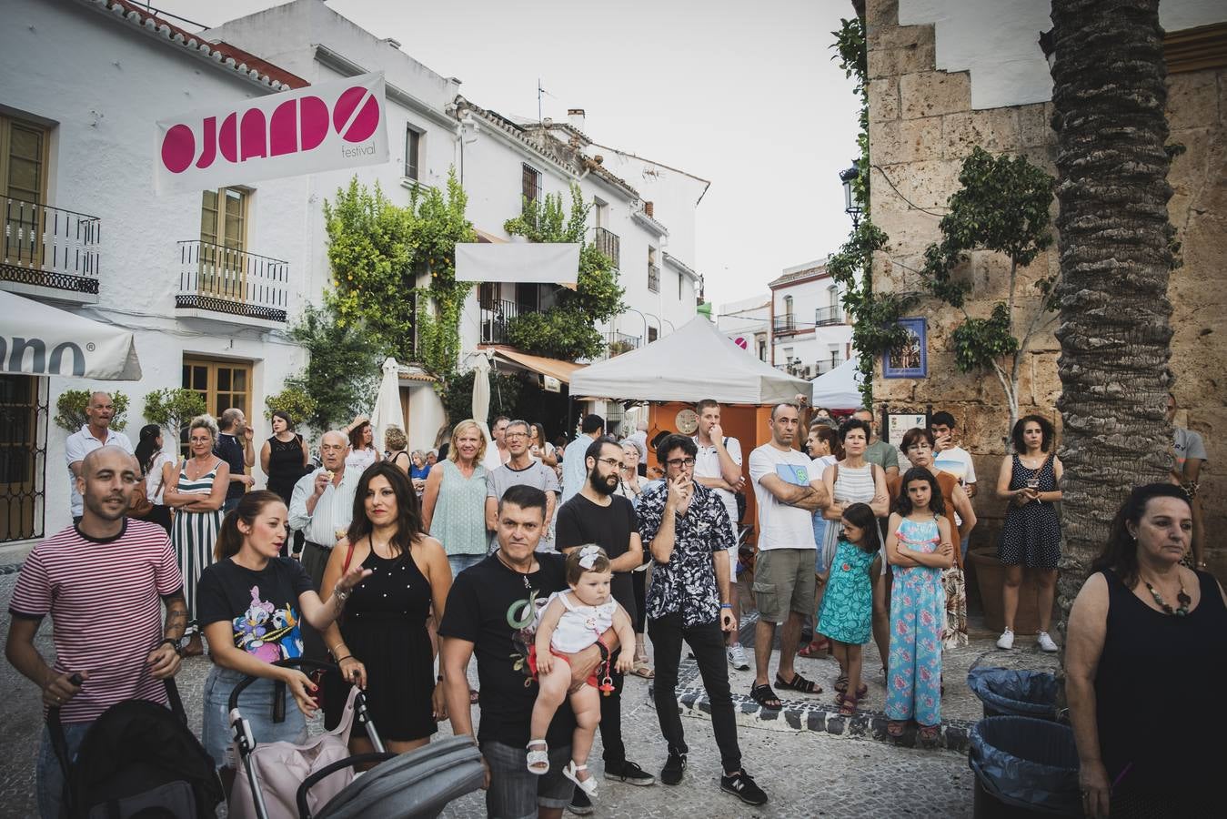 Los amantes del 'indie' toman el municipio de Ojén en la duodécima edición de su festival. Imagen de la jornada del viernes