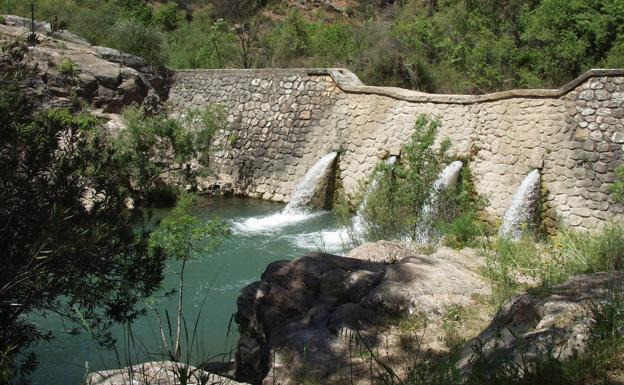 Pozas del río Turón en El Burgo