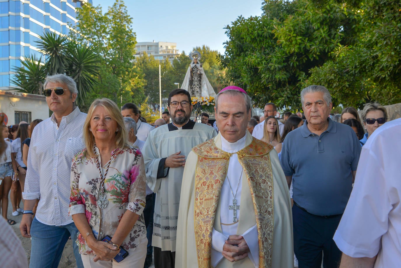 Marbella inicia los festejos del día de la Virgen del Carmen con un multitudinario Rosario de la Aurora