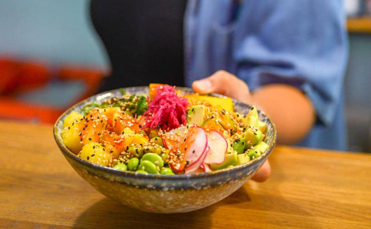 3 recetas de poke bowl, la ensalada hawaiana más saludable