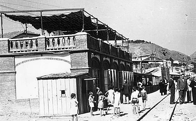 La Cochinita: nostalgia y defensa de un tren costero