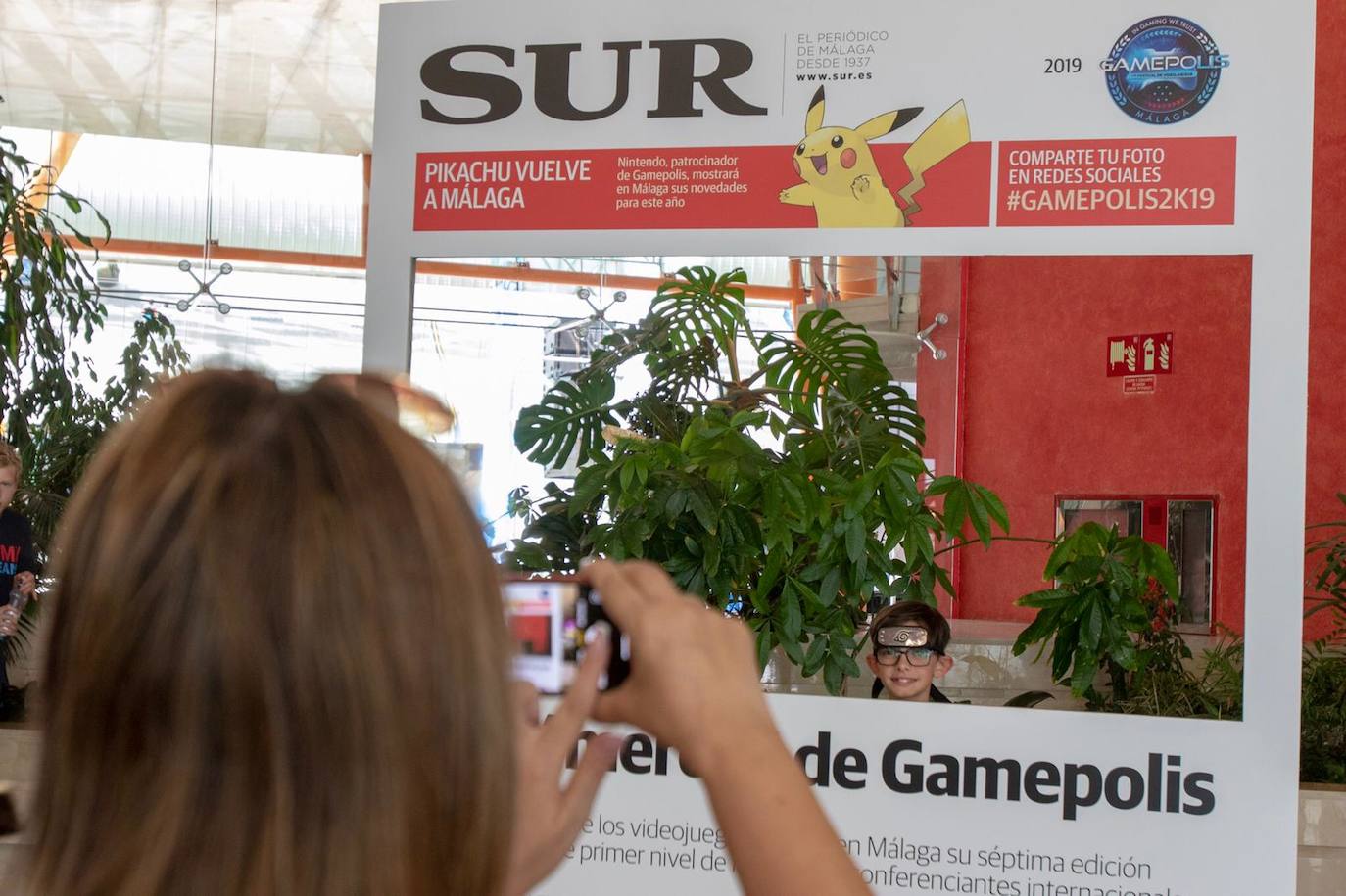 Las mejores imágenes de los participantes de Gamepolis en la portada especial de SUR. 