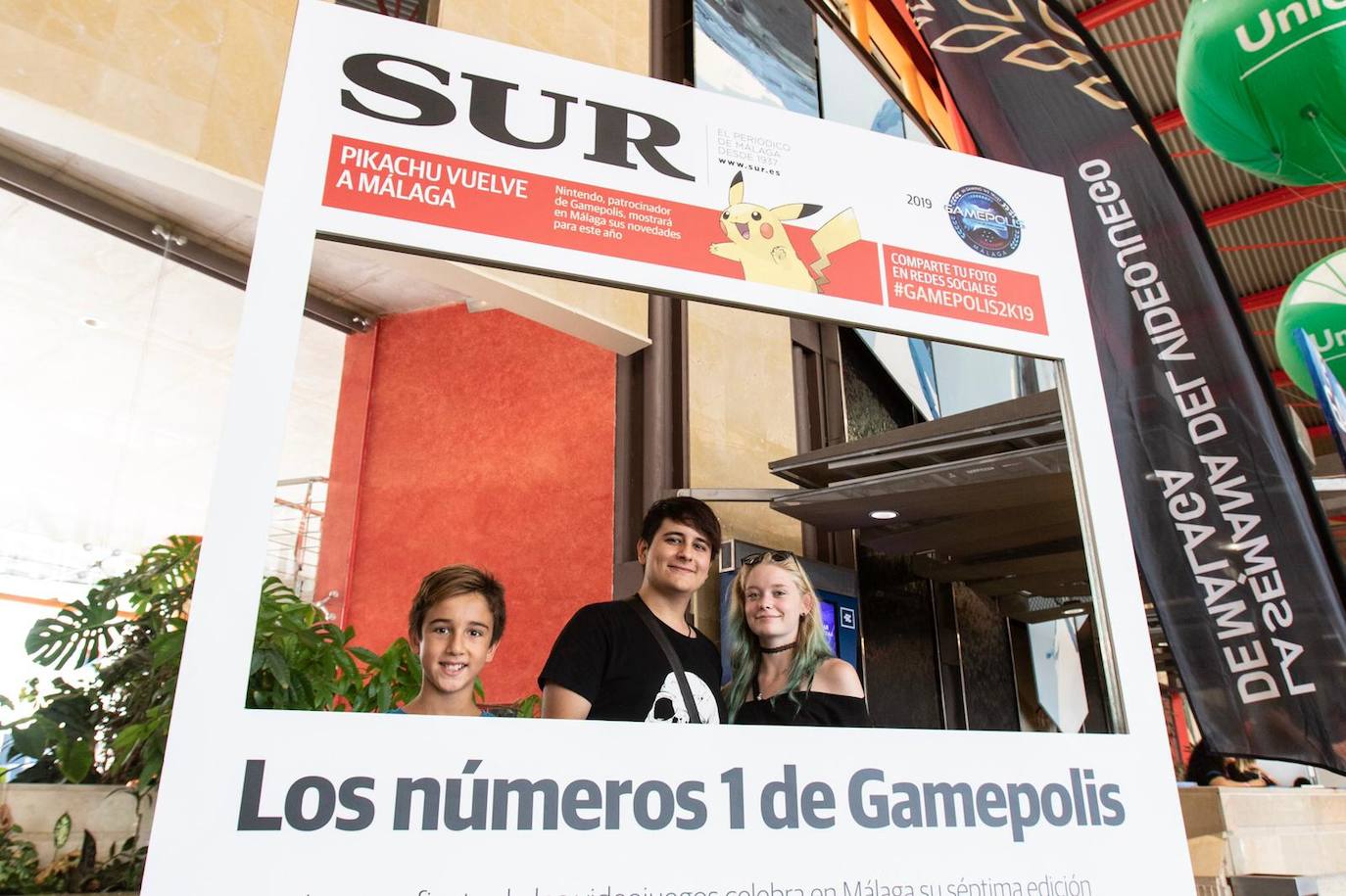Las mejores imágenes de los participantes de Gamepolis en la portada especial de SUR. 