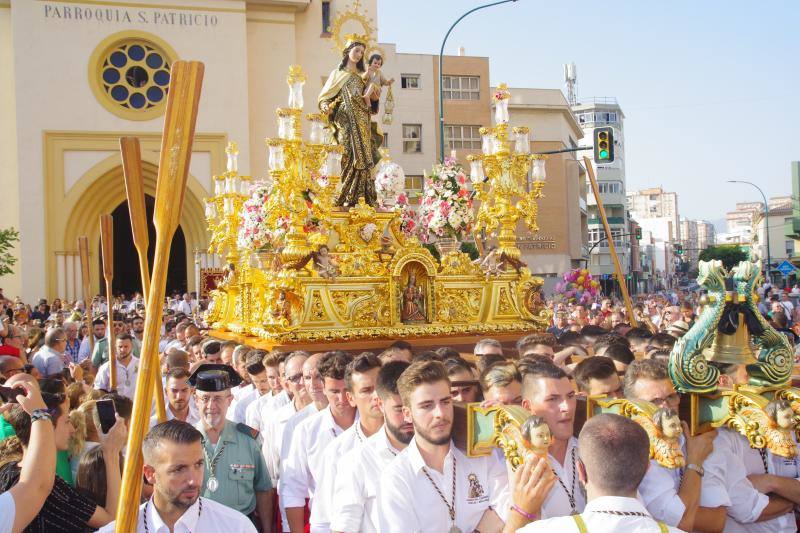 La devoción marinera marca un año más este mes de julio en la provincia de Málaga con una treintena de procesiones repartidas especialmente por las localidades costeras.