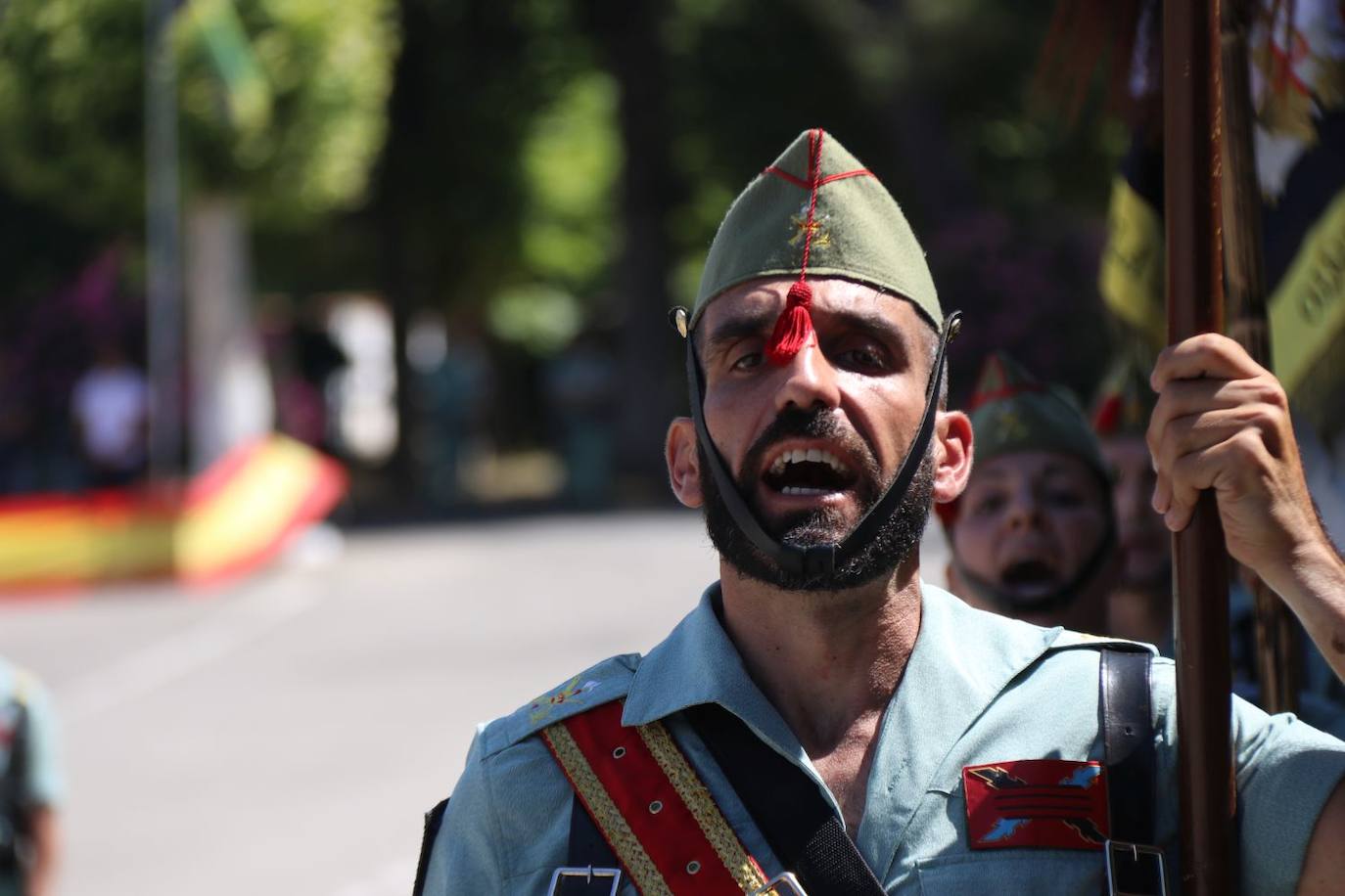 Se han entregado condecoraciones y los premio Capitán Sánchez Tirado y se ha puesto la corbata al guión del grupo de Caballería por su participación en la última operación en Mali.