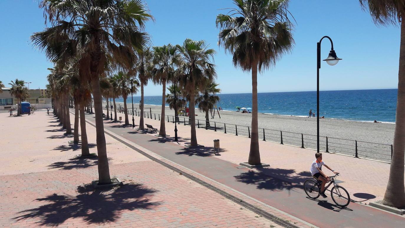 Playa Sirena Loca (Adra, Almería)