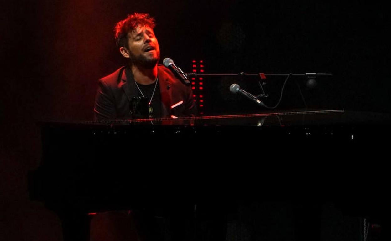 El fuengiroleño, durante su actuación. 