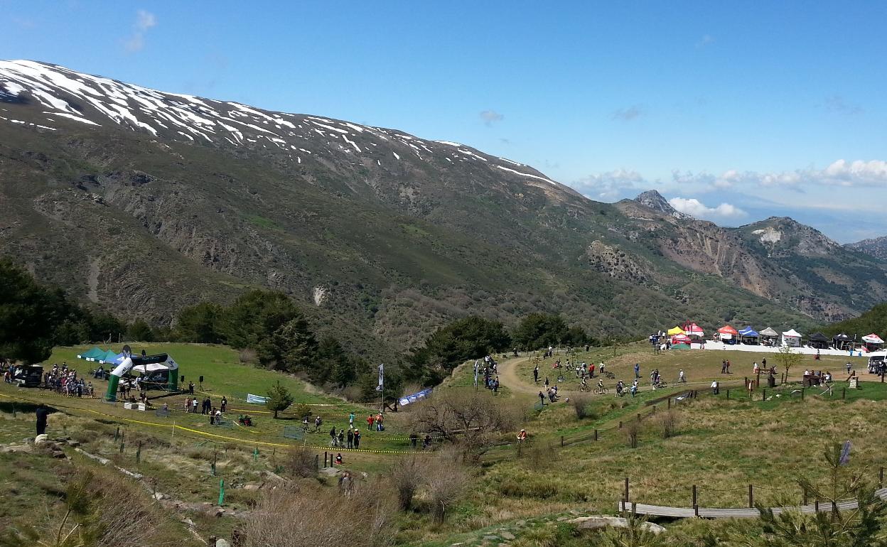 En estos días se puede disfrutar de una amplia oferta de ocio en Sierra Nevada. 