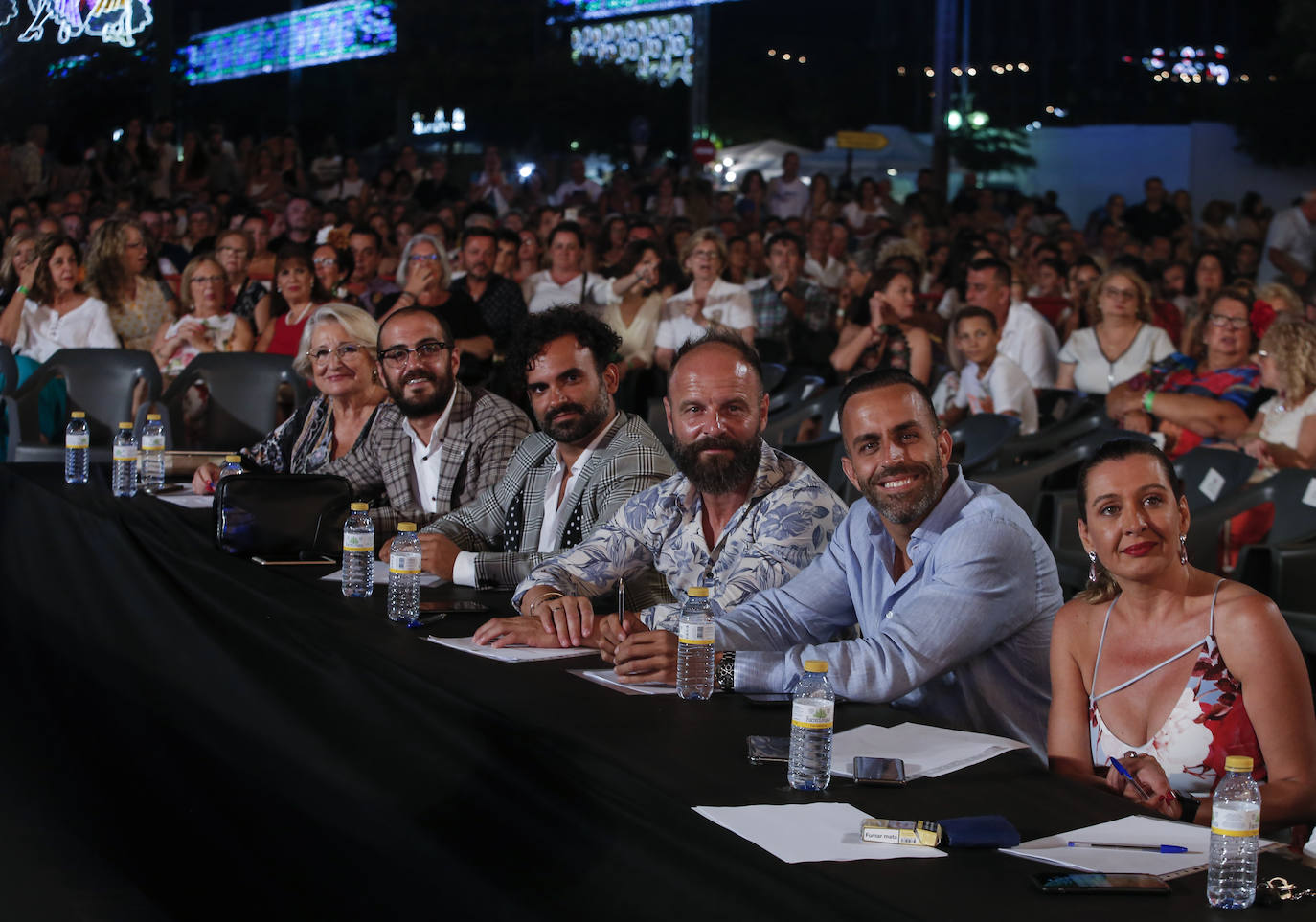 Un total de 32 chicas y los 16 chicos participaron en la gala presentada por Rocío Alba y Pepelu Ramos y que contó con la actuación de Virginia Gámez.