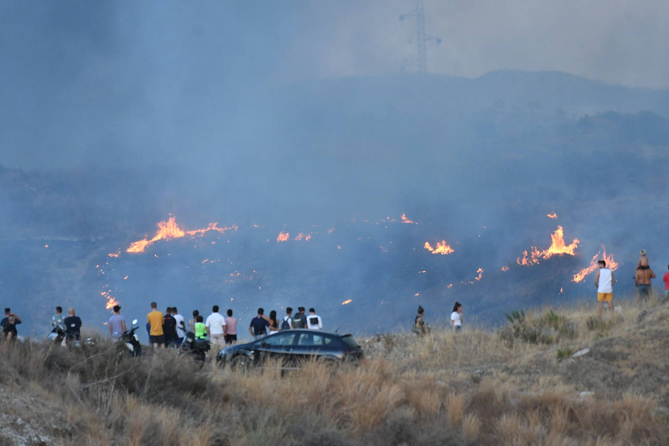 El fuego se originó en la zona conocida como Altos de Marbella. 